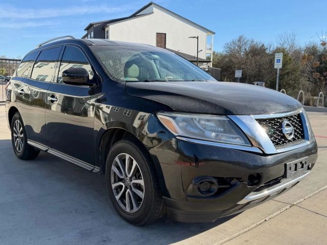 Nissan Pathfinder Vehicle Full-screen Gallery Image 08