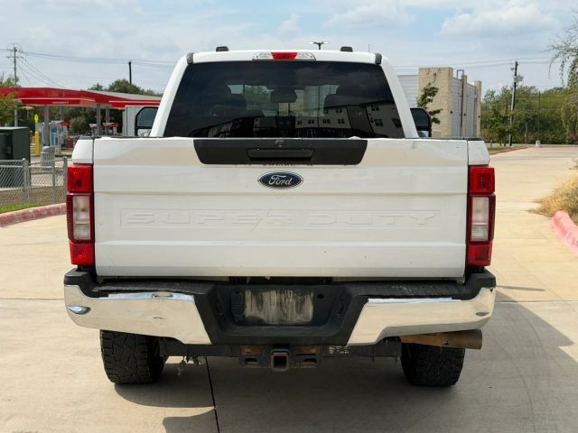 Ford Super Duty F-250 SRW Vehicle Full-screen Gallery Image 05