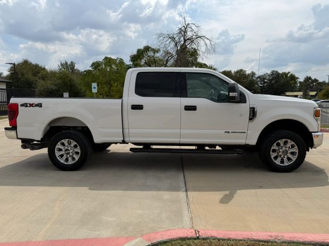 Ford Super Duty F-250 SRW Vehicle Full-screen Gallery Image 07