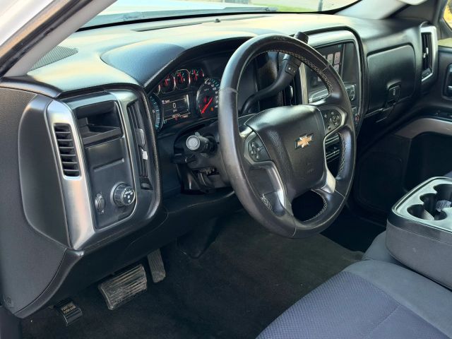 Chevrolet Silverado 1500 Vehicle Full-screen Gallery Image 10
