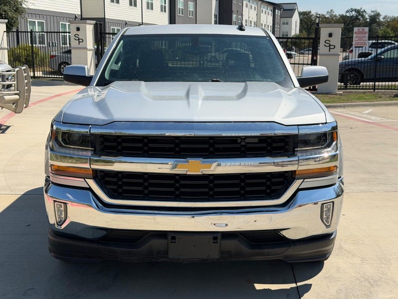 Chevrolet Silverado 1500 Vehicle Full-screen Gallery Image 09