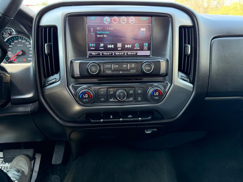 Chevrolet Silverado 1500 Vehicle Full-screen Gallery Image 14