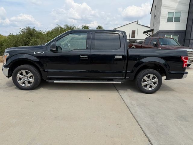 Ford F-150 Vehicle Full-screen Gallery Image 03