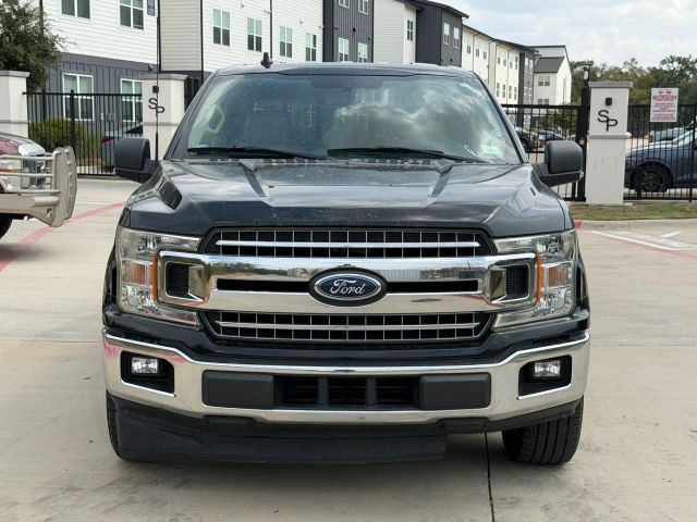 Ford F-150 Vehicle Full-screen Gallery Image 09
