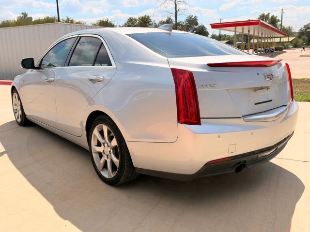 Cadillac ATS Sedan Vehicle Full-screen Gallery Image 04