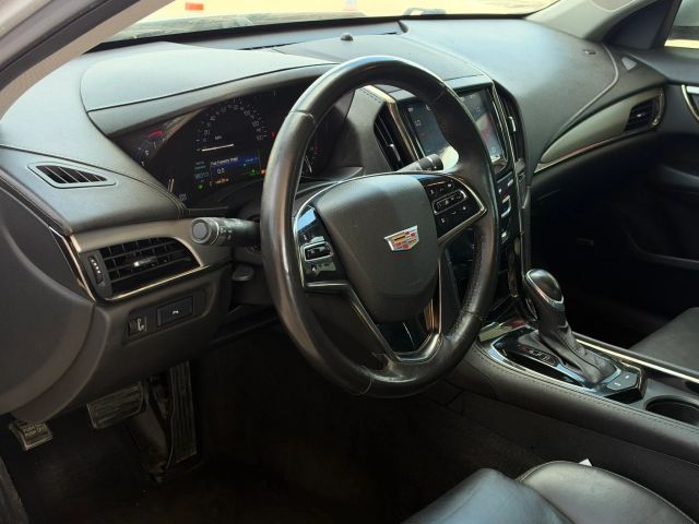 Cadillac ATS Sedan Vehicle Full-screen Gallery Image 10