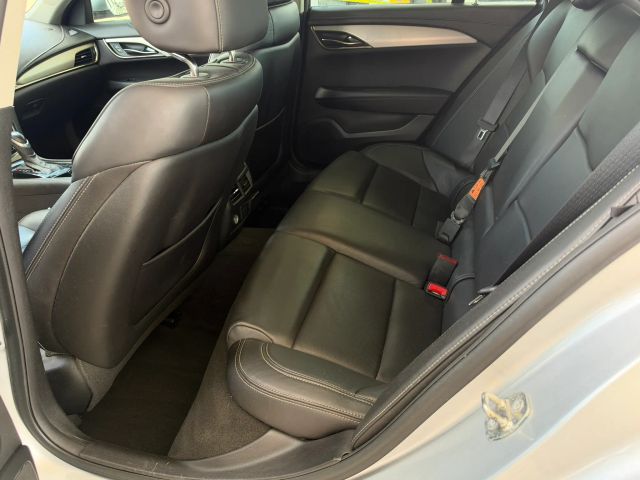 Cadillac ATS Sedan Vehicle Full-screen Gallery Image 14