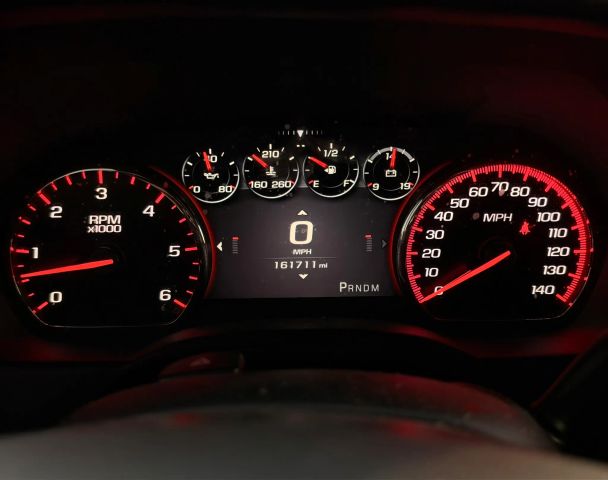 GMC Yukon Vehicle Full-screen Gallery Image 20