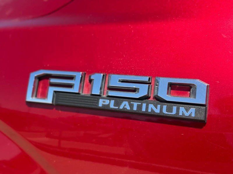 Ford F-150 Vehicle Full-screen Gallery Image 21