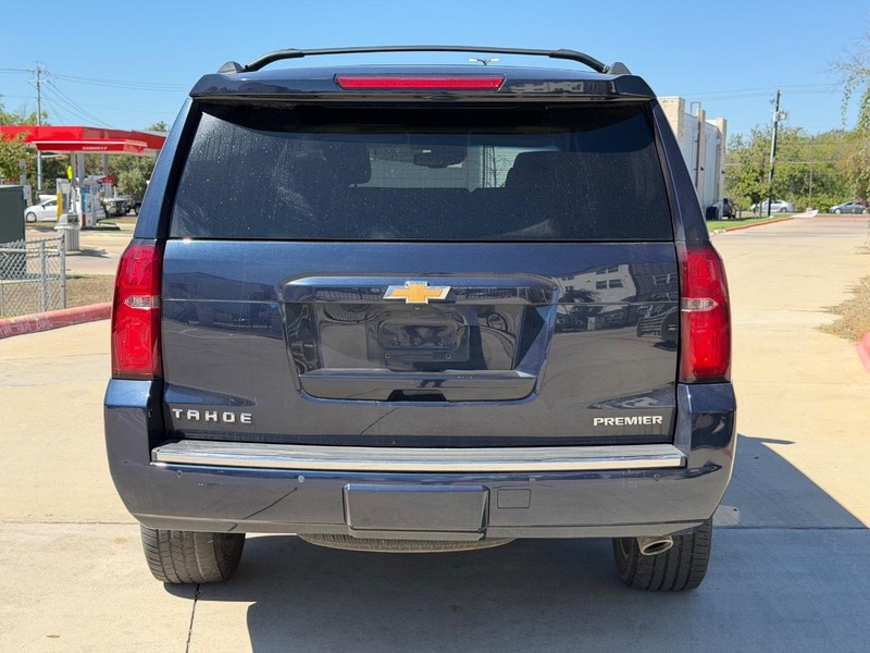 Chevrolet Tahoe Vehicle Full-screen Gallery Image 05