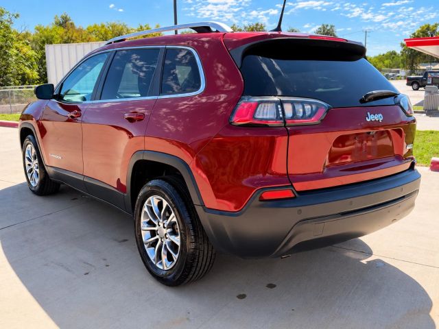 Jeep Cherokee Vehicle Full-screen Gallery Image 04