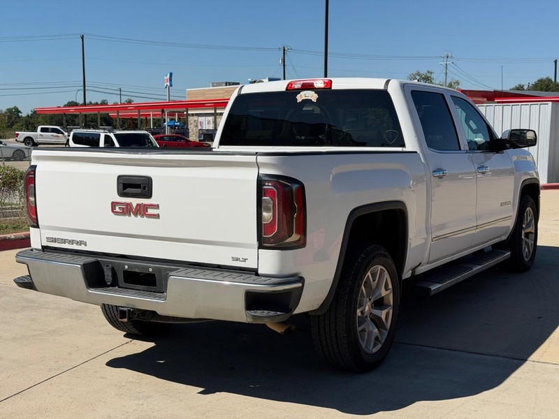 GMC Sierra 1500 Vehicle Full-screen Gallery Image 06
