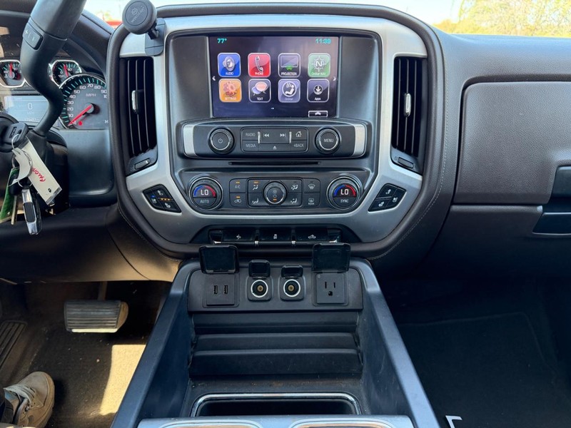 GMC Sierra 1500 Vehicle Full-screen Gallery Image 14
