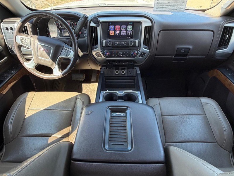 GMC Sierra 1500 Vehicle Full-screen Gallery Image 20