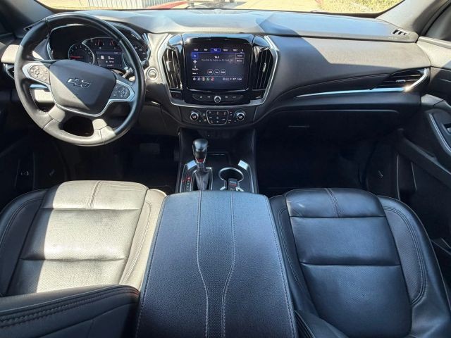 Chevrolet Traverse Vehicle Full-screen Gallery Image 15
