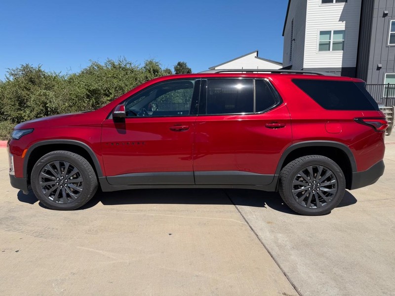 Chevrolet Traverse Vehicle Full-screen Gallery Image 03