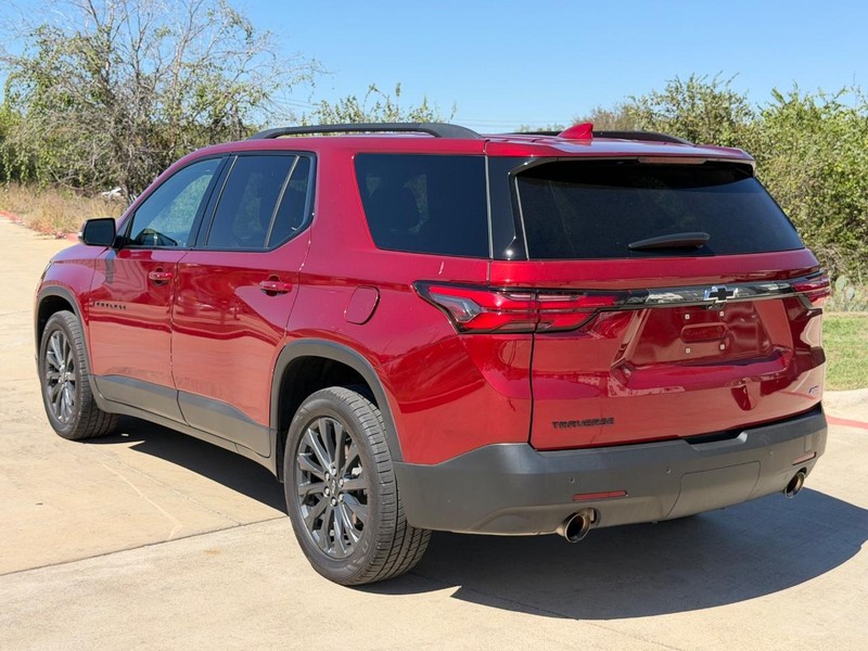Chevrolet Traverse Vehicle Full-screen Gallery Image 04