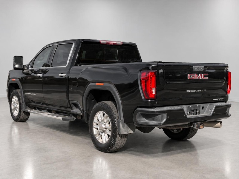GMC Sierra 2500HD Vehicle Full-screen Gallery Image 04