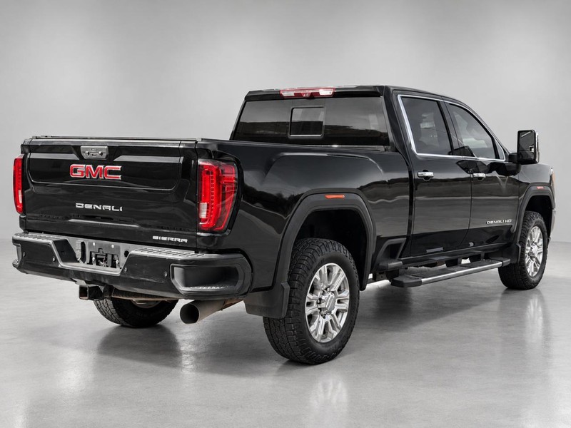 GMC Sierra 2500HD Vehicle Full-screen Gallery Image 06