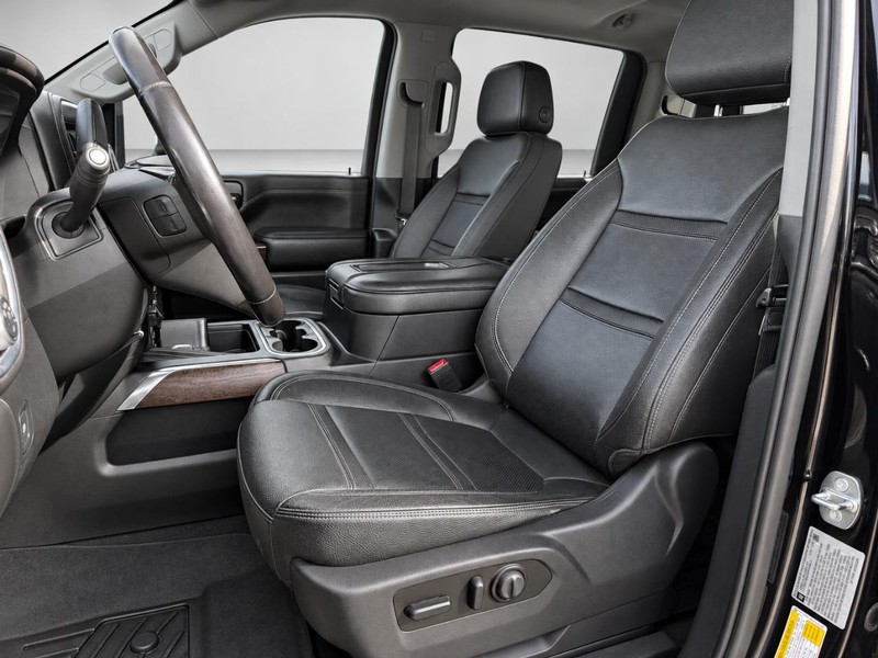 GMC Sierra 2500HD Vehicle Full-screen Gallery Image 12