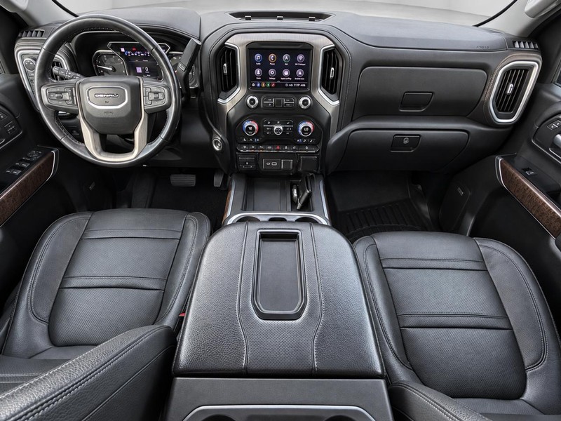 GMC Sierra 2500HD Vehicle Full-screen Gallery Image 17