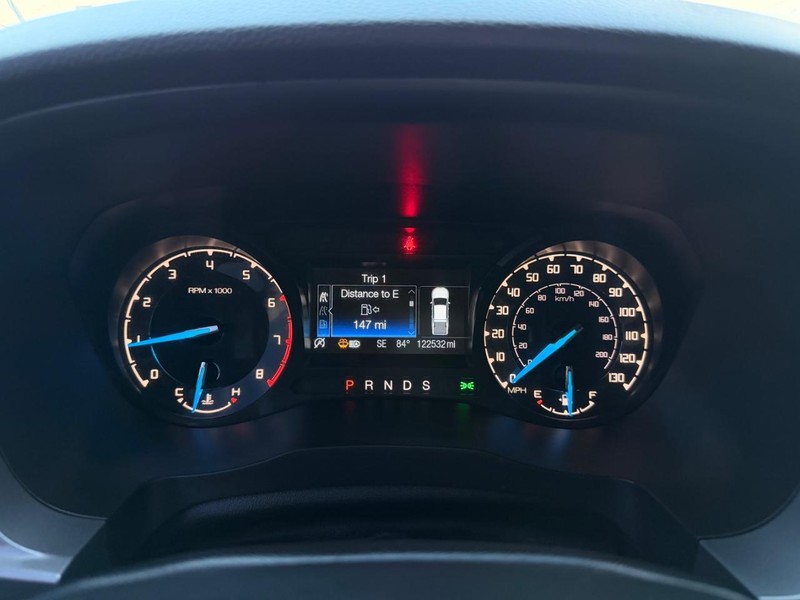 Ford Ranger Vehicle Full-screen Gallery Image 13