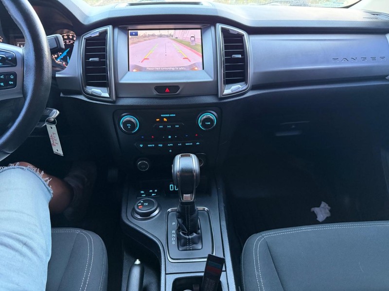 Ford Ranger Vehicle Full-screen Gallery Image 15