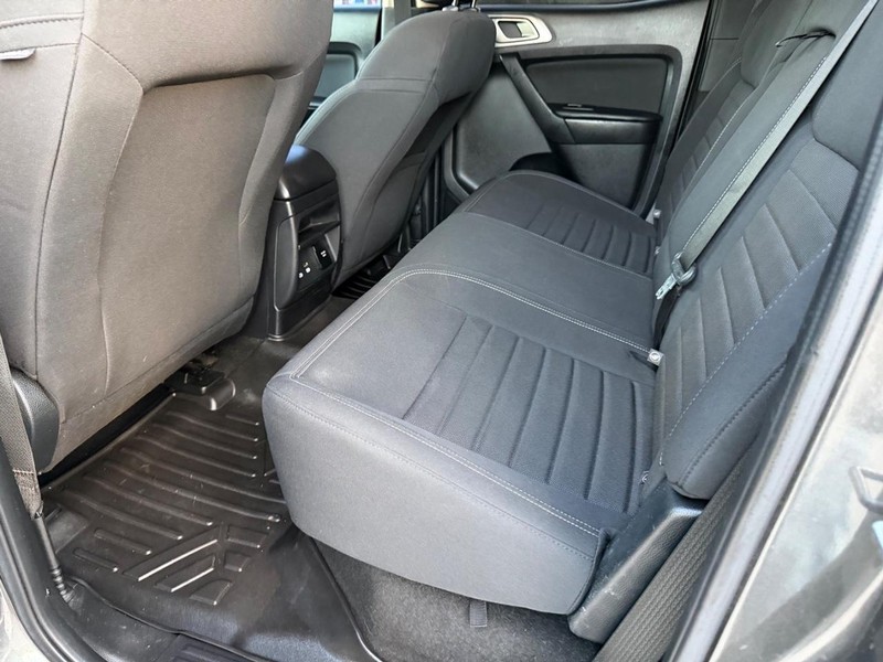 Ford Ranger Vehicle Full-screen Gallery Image 17