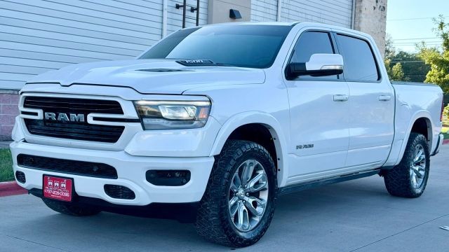 Ram 1500 Vehicle Full-screen Gallery Image 02