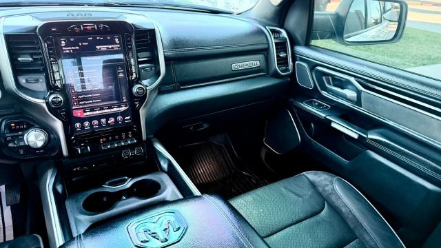 Ram 1500 Vehicle Full-screen Gallery Image 08