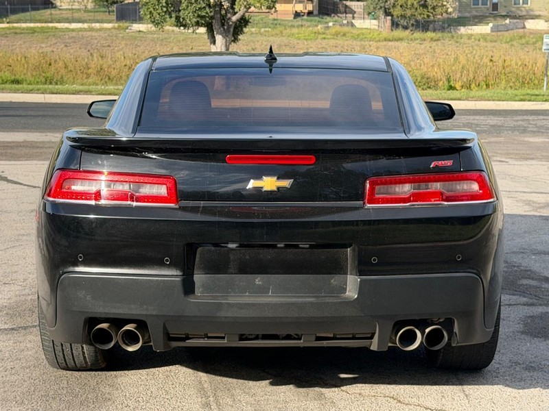 Chevrolet Camaro Vehicle Full-screen Gallery Image 05