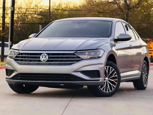 Volkswagen Jetta Vehicle Full-screen Gallery Image 04