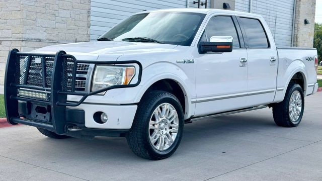 Ford F-150 Vehicle Full-screen Gallery Image 02