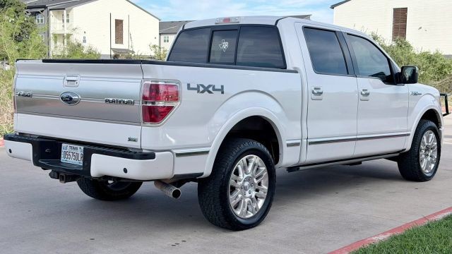 Ford F-150 Vehicle Full-screen Gallery Image 04