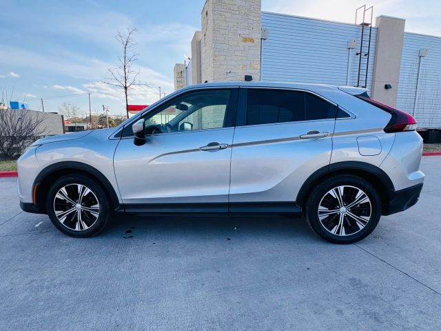 Mitsubishi Eclipse Cross Vehicle Full-screen Gallery Image 03