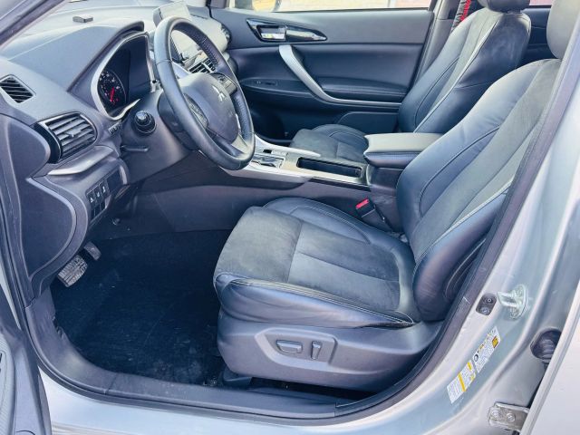 Mitsubishi Eclipse Cross Vehicle Full-screen Gallery Image 10