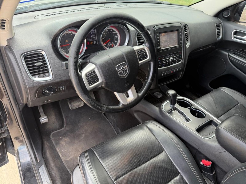 Dodge Durango Vehicle Full-screen Gallery Image 11