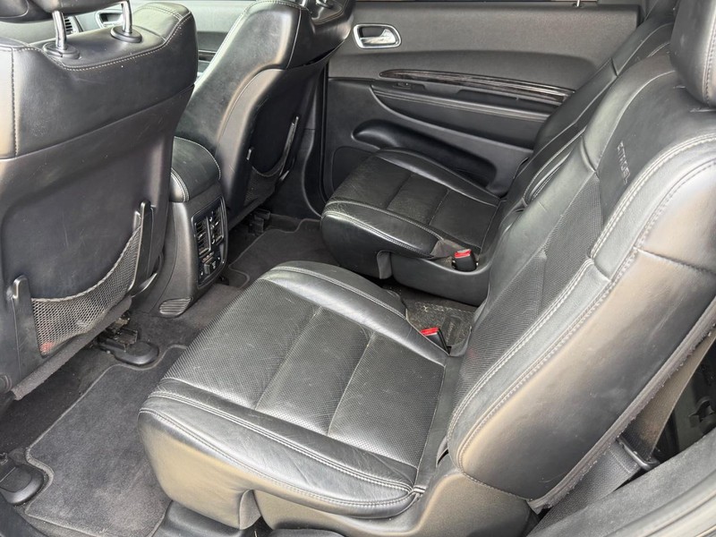 Dodge Durango Vehicle Full-screen Gallery Image 16