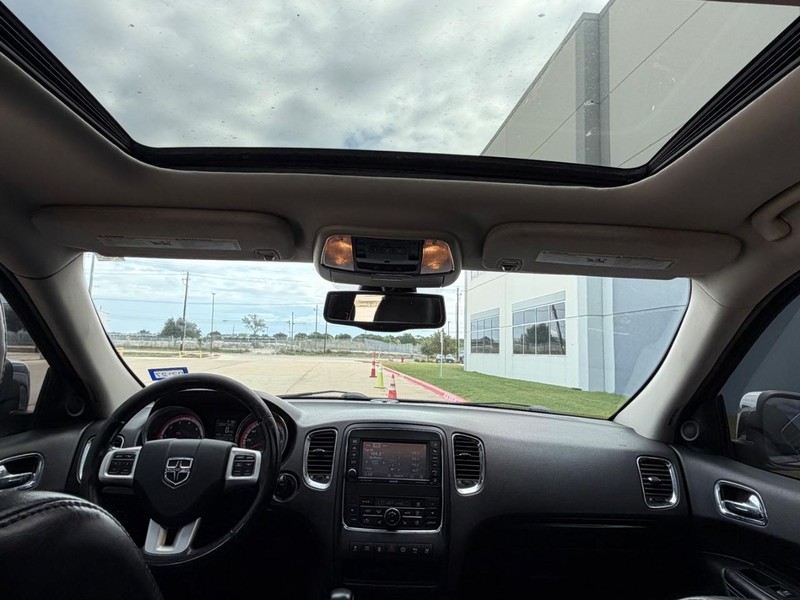 Dodge Durango Vehicle Full-screen Gallery Image 19
