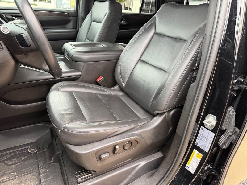 Chevrolet Tahoe Vehicle Full-screen Gallery Image 12
