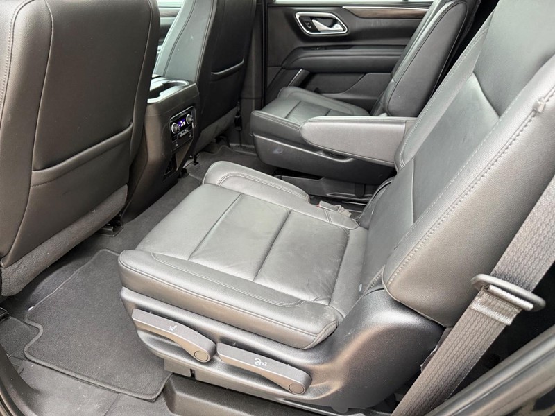 Chevrolet Tahoe Vehicle Full-screen Gallery Image 18