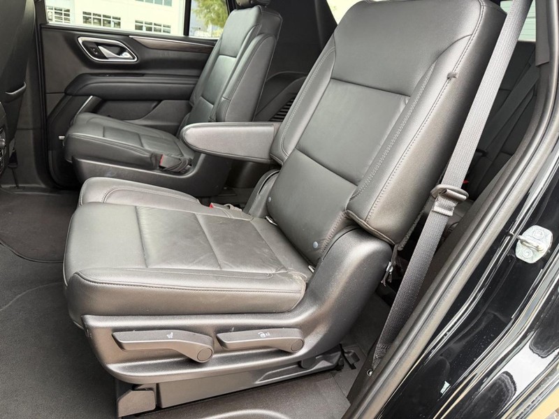 Chevrolet Tahoe Vehicle Full-screen Gallery Image 19