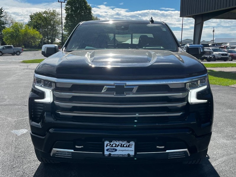 Chevrolet Silverado 1500 Vehicle Full-screen Gallery Image 09
