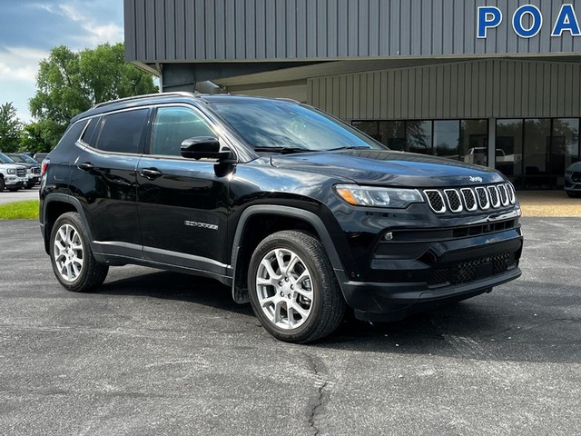 2023 Jeep Compass Latitude Lux at Poage Ford in Bowling Green MO