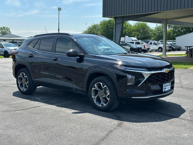2024 Chevrolet Trax LT at Poage Ford in Bowling Green MO