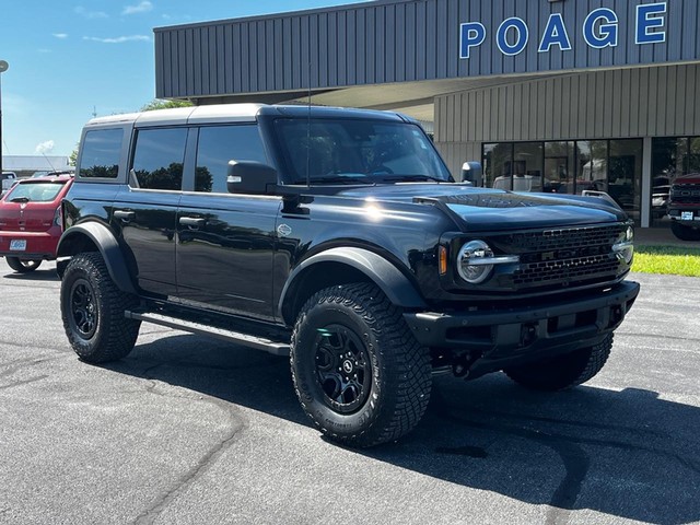 2024 Ford Bronco Wildtrak at Poage Ford in Bowling Green MO