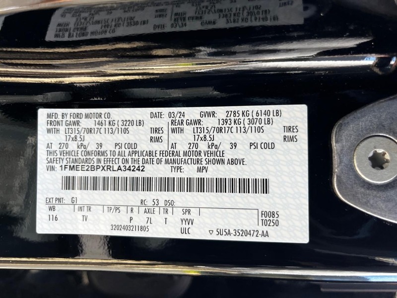 Ford Bronco Vehicle Full-screen Gallery Image 22