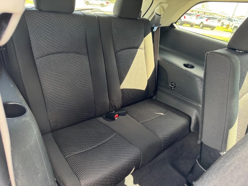 Dodge Journey Vehicle Full-screen Gallery Image 11