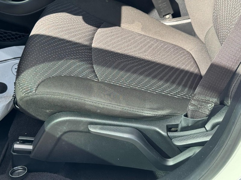 Dodge Journey Vehicle Full-screen Gallery Image 22