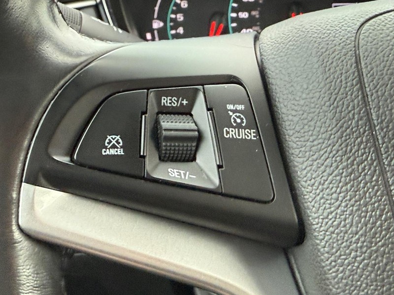 Chevrolet Trax Vehicle Full-screen Gallery Image 13